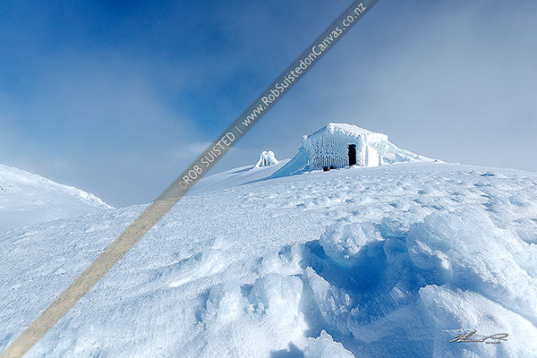 Photo of Syme Hut on Fantham's Peak (Panitahi) at 1962 m, on Mt Taranaki, encrusted with winter ice, Mount Taranaki / Egmont, Stratford, Taranaki Region, New Zealand (NZ)
